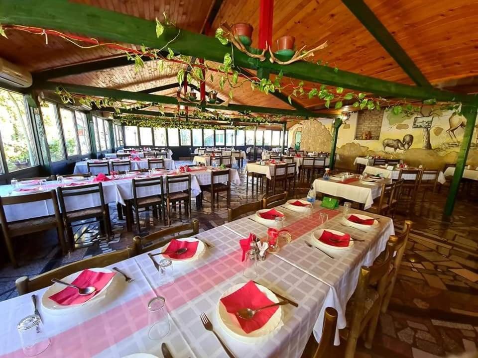 Fogado Hotel Palić Eksteriør billede